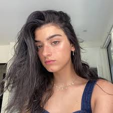 Dixie D Amelio On Instagram New Youtube Video W Benjaminkickz Link In Bio In 2020 Dixie Beauty Girl Famous Girls