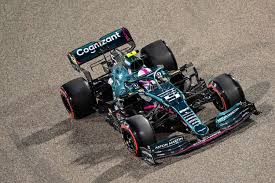 Der viermalige weltmeister verlässt ferrari nach sechs jahren und blickt bereits voller vorfreude auf die neue saison. Vettel Faces Grid Drop Penalty Points To Start F1 Season Daily Sabah