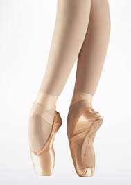 We will send you a confirmation once your shoes have been made and are ready to despatch. Freed Classic Pro Pointe Shoe Move Dance