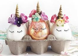 Cuando se trata de decoración casera primaveral. Decorar Huevos De Pascua Un Diy Con Tus Hijos Decopeques