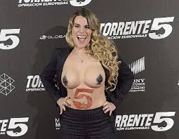 Porno zvezda predstavnica Juventuda - Svet24.si