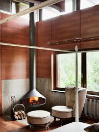 This brick fireplace previously had a crown. Ergofocus Focus