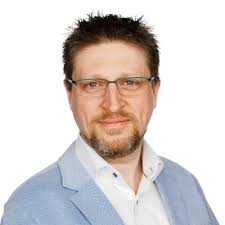 I've been waiting for months to share this: I'm going back to university!  🎓 😄 Almost a year ago, a professor of mine from when I studied at  IT-Universitetet i København reached