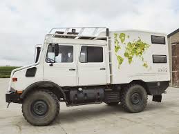 A Vendre Mercedes Unimog 427 11 1250 Encore De Photos Ici Homologue Camping Car 4x4 Double Cabin Cabinas