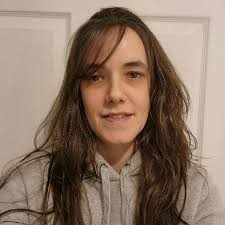 Monique Phelan's Instagram, Twitter & Facebook