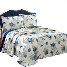 The print on the reverse offers a change of pace with a small geometric design. Home Kitchen Mowang 3 Pieces Bedding Set King Size Beach Theme Quilt Set With Shams 100 Cotton Comfy Navy Blue Coverlet Set Lightweight And Hypoallergenic Bedding