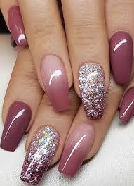 32 Glamorous Ombre Nail Ideas That Will Make Your Fingertips Glow With Images Ombre Nail Designs Best Acrylic Nails Nail Designs Glitter