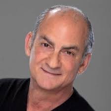 Arthur Weiner's Instagram, Twitter & Facebook