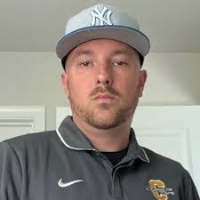 Aaron Pitman's Instagram, Twitter & Facebook