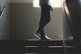 Pour travailler en portage salarial, vous devez faire appel à une entreprise de portage salariale avec laquelle vous signez un contrat. L Essentiel A Savoir Sur Le Statut De Travailleur Non Salarie Tns Legalife