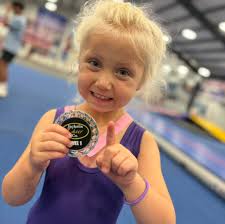 Ellen Godwin is moving to level 2! Way to go Ellen! We are super proud of  you 👏 🖤🖤💛🖤🖤💛🖤🖤💛🖤🖤💛🖤🖤💛🖤🖤