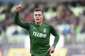 He currently plays for slavia prague in the fortuna liga. Fk Jablonec Tisici Jablonecky Gol Holese Na Body Nestacil