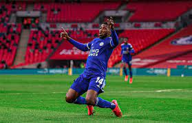 Leicester city striker kelechi iheanacho continued the fa cup celebrations by dancing to davido's song in the dressing room. Kelechi Iheanacho Sends Leicester City To Fa Cup Final