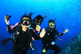 From the ages of 10 to 14, divers can earn the padi. Padi Open Water Diver 3 Day Course Easy Divers Thailand