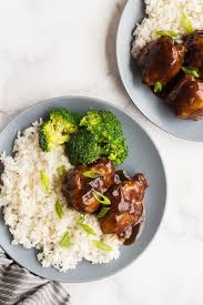 Use tongs to remove the chicken to a platter. Honey Balsamic Crock Pot Chicken Thighs The Recipe Rebel