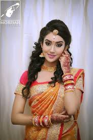 South Indian Bridal Makeup 30 Bridal Makeup Ideas Expert Tips Indian Bridal Hairstyles Indian Hairstyles Indian Bride Hairstyle