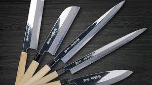 Pisau ini dirasa praktis karena hanya sekali pakai alias bisa langsung dibuang setelah selesai pakai. Apa Itu Hocho Pisau Dapur Jepang Para Chef Desainnya Terinspirasi Dari Pedang Para Samurai Halaman All Tribun Manado