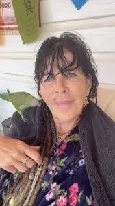 Opal Queen's Instagram, Twitter & Facebook