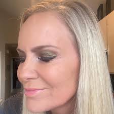 Michelle Huseman RN (@michellehuseman_aestheticsrn) · Instagram 照片和视频