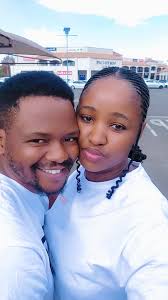 Actor Emeka Ossai & wife expecting twins