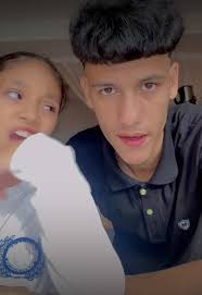 كيفاش نسجل رقم الهاتف في تطبيق Rednot