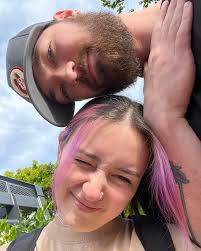 Devan Thompson (@devan2lynn) • Instagram photos and videos