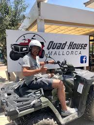 Entweder zuhause (klein geschrieben) oder zu hause. Tolle 4 5 H Tour Mit Den Sympathischen Jungs Vom Quad House Unser Guide Mike Hat