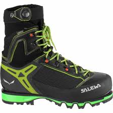 Salewa mountain gears gained huge recognition among professional mountaineers as well. Salewa Vultur Vertical Gtx Deals Facts Reviews 2021 Runrepeat