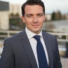 Fabrice Weber, ancien membre du GIGN, conduira une liste RN à Gujan-Mestras  ! Grâce au travail de Laurent Lamara et de ses équipes, le Rassemblement  National présentera une liste dans plus des