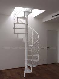 Scale A Chiocciola Roversi Scale Custom Made Scala A Chiocciola Scale Design Per Interno Contemporaneo