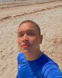 Arthur Roberto  的Instagram photo • Dec 27, 2024 at 1:55 PM