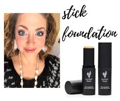 Compact foundation for acne/combination skin recommendations