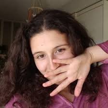 Lea Costa (leamgcosta)