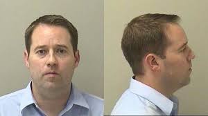 Illinois man arrested after police find guns, drugs inside suburban home