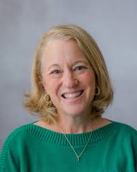 Beth Gentile's Instagram, Twitter & Facebook