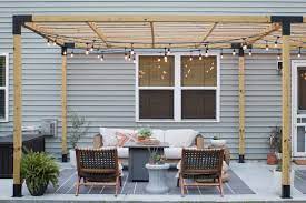Set the post in addition to the post mounts. How To Build A Modern Pergola With Toja Grid Pretty Real