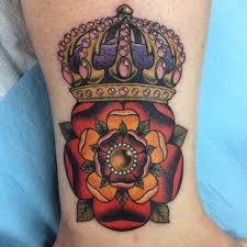 See more ideas about tattoos, princess crown tattoos, tattoos for daughters. 55 Best King And Queen Crown Tattoo Designs Meanings 2019