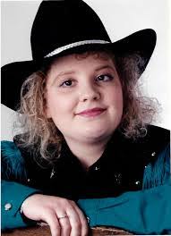 Robin Manuel's Instagram, Twitter & Facebook