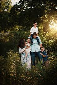 7 Ideas For Sizzling Summer Family Photos The Milky Way Family Photography Summer Family Photos Family Photos