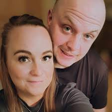 Sticky Note Calendar: http://martha.ms/6186BscbE