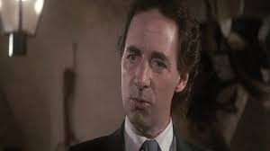 Miami Vice S04E12: Kleine Bullen, große Bullen (The Cows Of October)