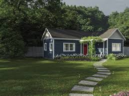 No plans, just step by step.watched a ton of youtube videos on shed building / framing. Oversized Tiny Homes Built For Your Backyard