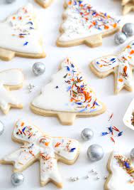 The scottish even have their own christmas desserts, the traditional bannock is an oatcake; Flowers Of Scotland Sugar Cookies Sprinkle Bakes