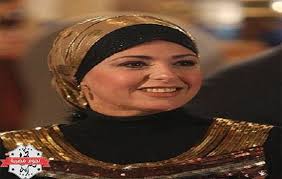 يمكن كمان من ابرز المشاهد بردو العبارات المؤثرة اللي قالها شقيق الفنان سمير غانم كان الظهور الاول له بجنازة شقيقه بمسجد المشير طنطاوي. Ø¨Ø§Ù„ØµÙˆØ± Ø£Ø²ÙˆØ§Ø¬ Ø§Ù„Ù…Ù…Ø«Ù„Ø© ØµØ§Ø¨Ø±ÙŠÙ† ÙˆØ£Ø¨Ù†Ø§Ø¦Ù‡Ø§ ÙˆØ­Ù‚ÙŠÙ‚Ø© Ù…ÙˆØ§ÙÙ‚ØªÙ‡Ø§ Ø¨Ø£Ù† ØªÙƒÙˆÙ† Ø²ÙˆØ¬Ø© Ø«Ø§Ù†ÙŠØ©