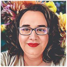 Isabelle Crane's Instagram, Twitter & Facebook