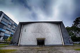 Jun 25, 2021 · para o secretário da justiça, família e trabalho, ney leprevost, a composição plural e heterogênea, com representação da sociedade civil e do governo em diferentes formatos, caracteriza os conselhos como instâncias de negociação entre diferentes grupos e interesses para a defesa dos direitos fundamentais e a promoção das políticas. Tribunal Do Juri Palco Do Julgamento De Carli Filho E Importante Obra Modernista