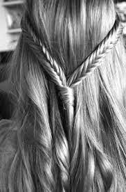 This Is Such A Cute Hairstyle For Girls That Like To Wear Country Styled Clothing Like Me I So Want To Try This On M Hair Inspiration Hair Makeup Hair Styles