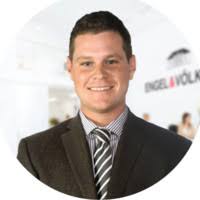 Alexander Dennis-Browne