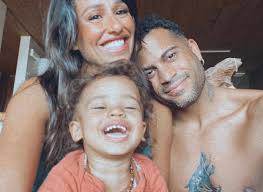 Filho de rita pereira herdou o charme dos pais. Rita Pereira Mostra Cara Do Filho Pela Primeira Vez