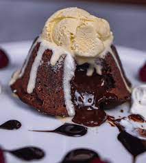 Weitere ideen zu einfacher nachtisch, kuchen, lavakuchen. Schoko Lava Kuchen Mit Vanille Eis Feedmedaily